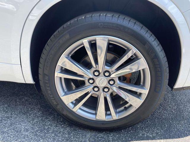 used 2024 Cadillac XT6 car, priced at $40,902
