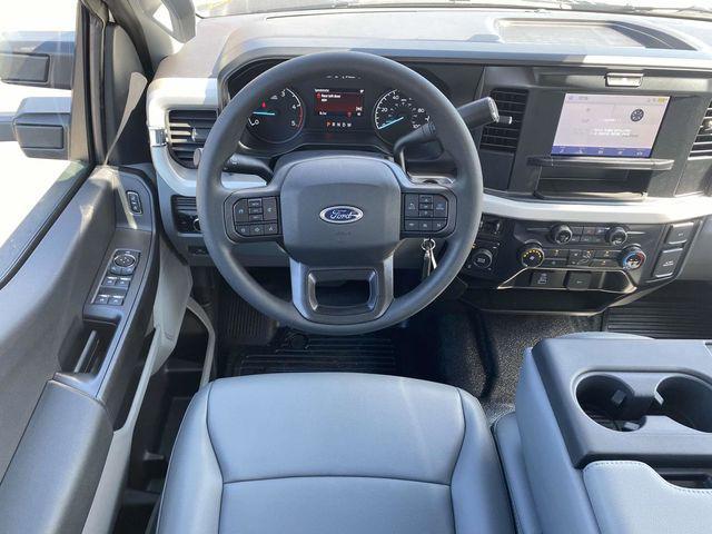 new 2025 Ford F-250 car, priced at $55,730
