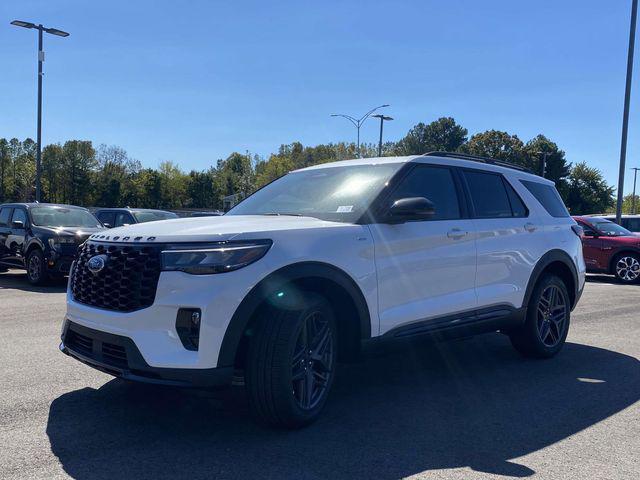 new 2025 Ford Explorer car, priced at $45,313