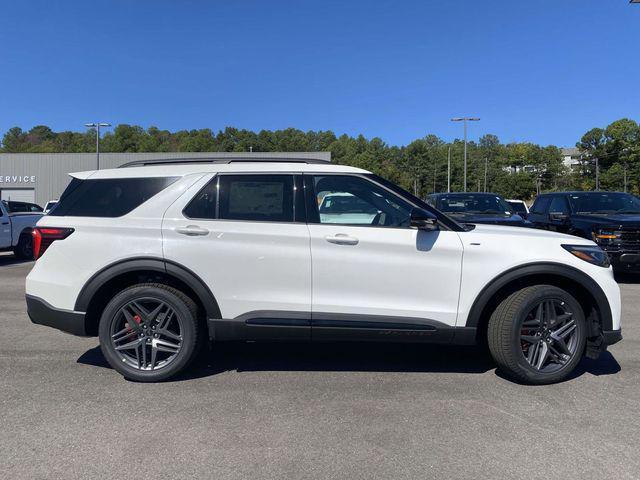 new 2025 Ford Explorer car, priced at $45,313