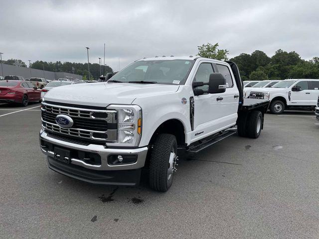 new 2025 Ford F-350 car, priced at $72,790