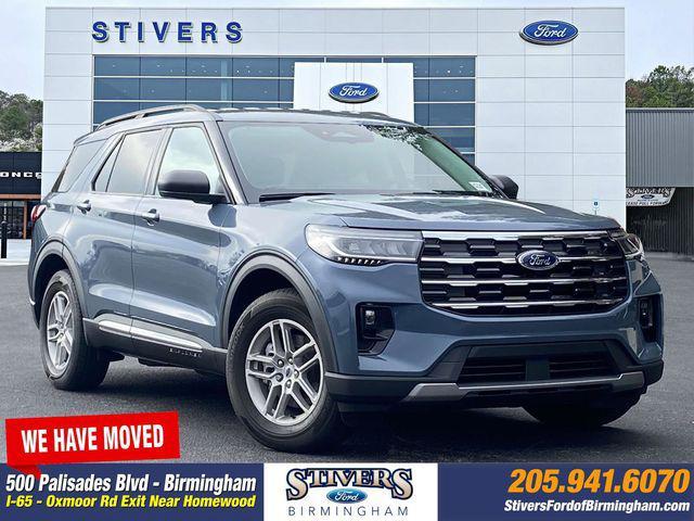 new 2025 Ford Explorer car, priced at $40,417