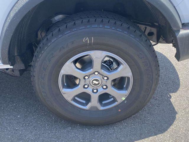 new 2025 Ford Bronco car, priced at $41,952