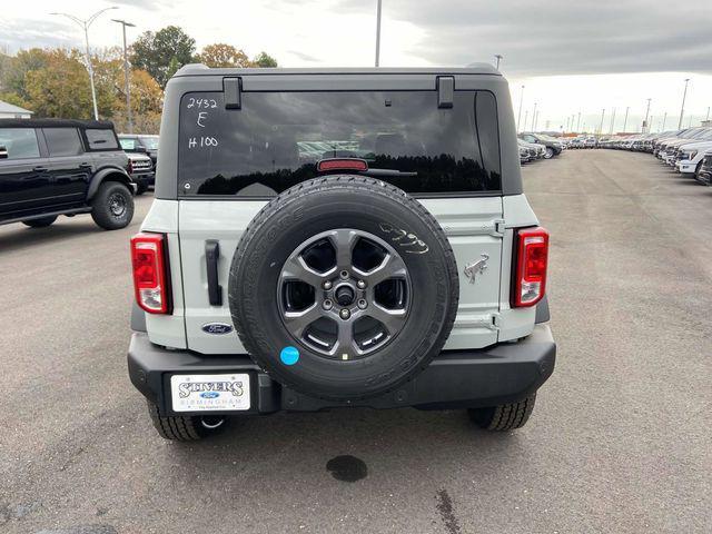 new 2024 Ford Bronco car, priced at $43,056