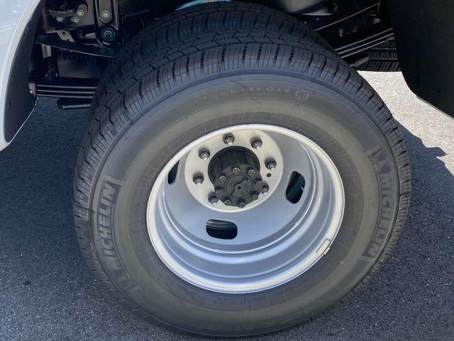 new 2025 Ford F-350 car, priced at $67,840