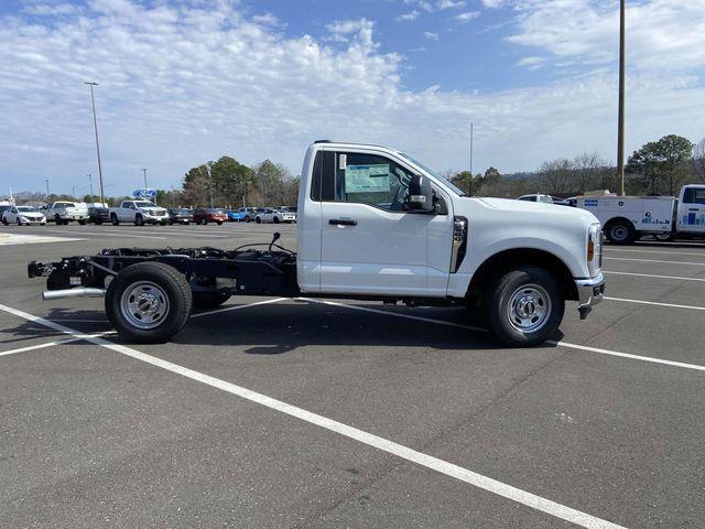 new 2024 Ford F-250 car, priced at $44,438