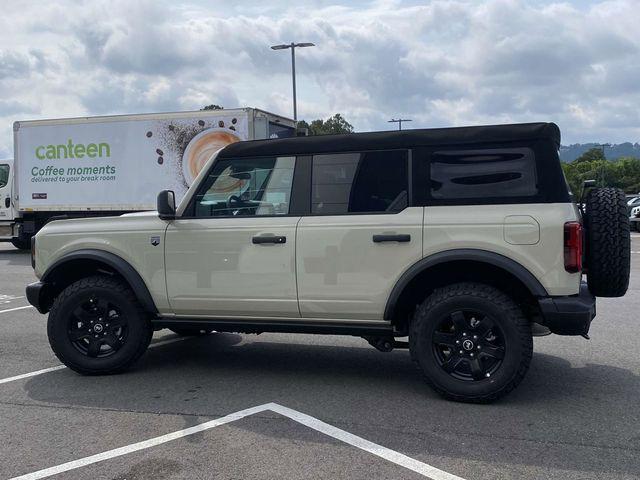 new 2025 Ford Bronco car, priced at $44,725