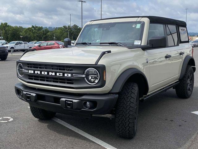 new 2025 Ford Bronco car, priced at $44,725