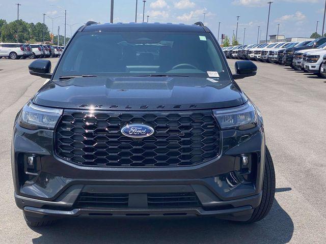 new 2025 Ford Explorer car, priced at $36,727