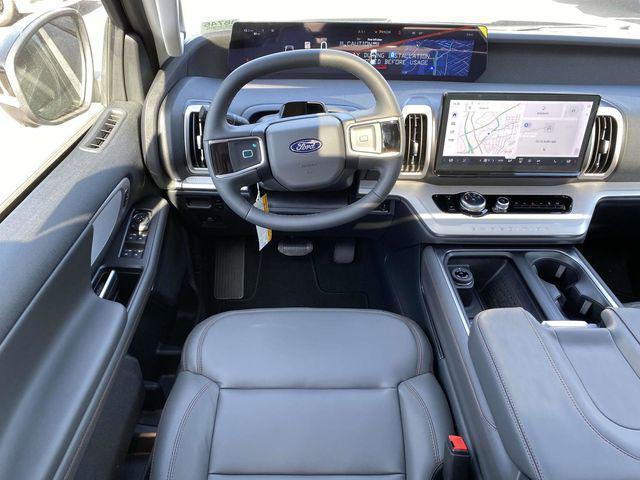 new 2025 Ford Expedition Max car, priced at $69,506
