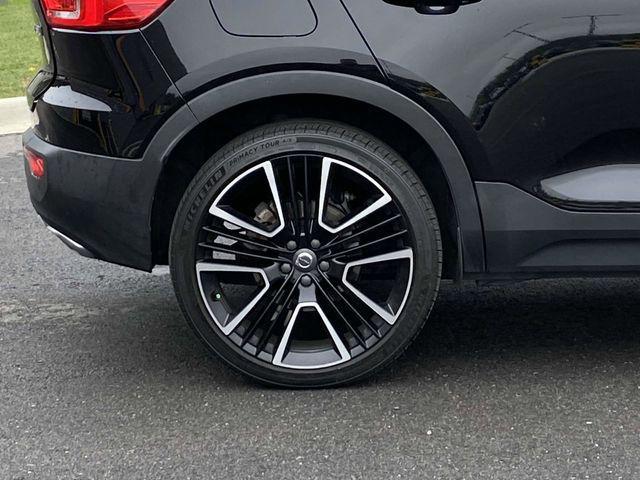 used 2020 Volvo XC40 car, priced at $20,999