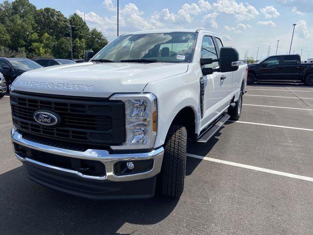 new 2024 Ford F-250 car, priced at $46,639