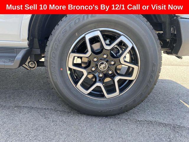 new 2025 Ford Bronco car, priced at $50,044