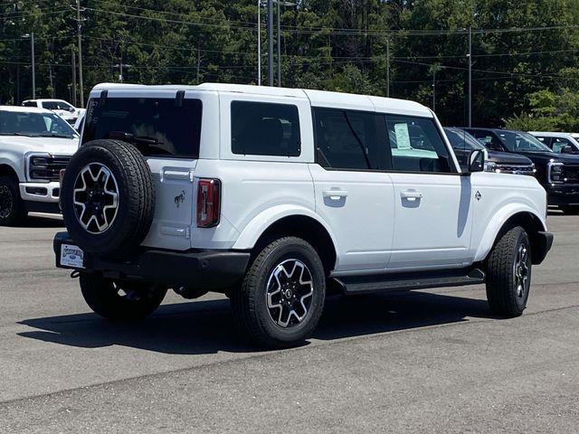new 2025 Ford Bronco car, priced at $51,044