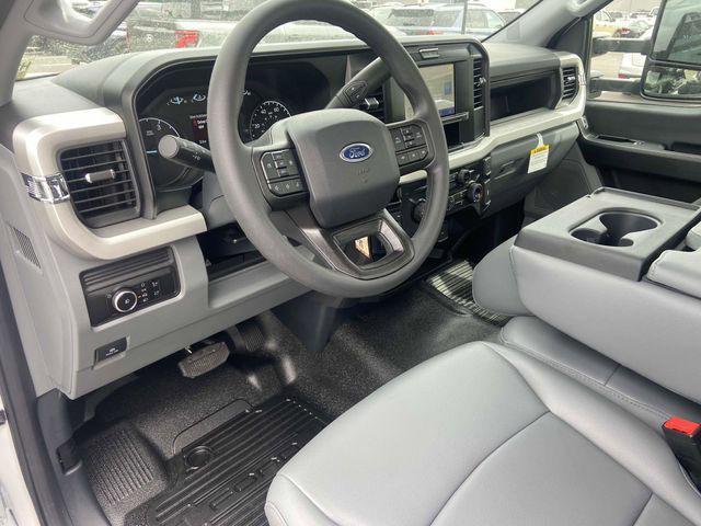 new 2025 Ford F-350 car, priced at $66,685