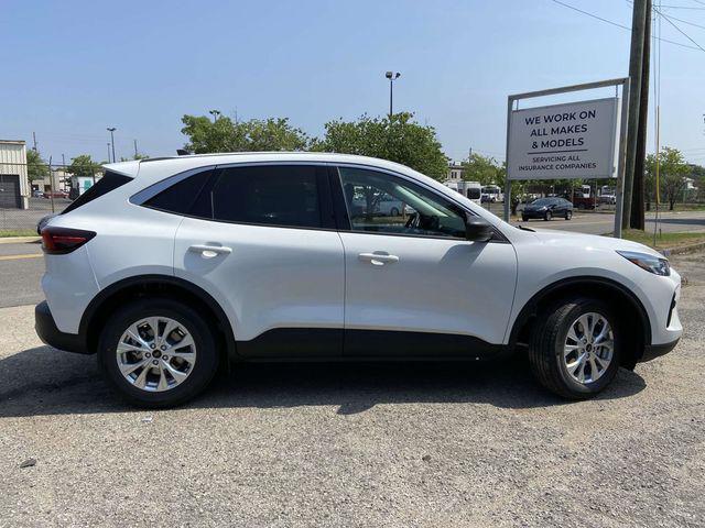 new 2025 Ford Escape car, priced at $20,995
