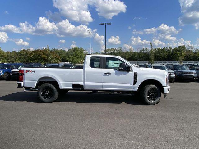 new 2024 Ford F-250 car, priced at $52,861