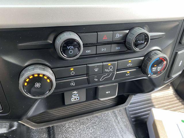new 2025 Ford F-250 car, priced at $51,235