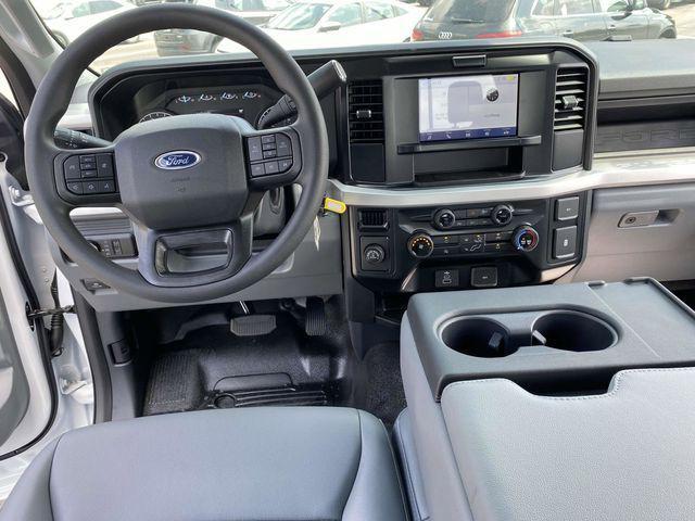 new 2025 Ford F-250 car, priced at $51,235