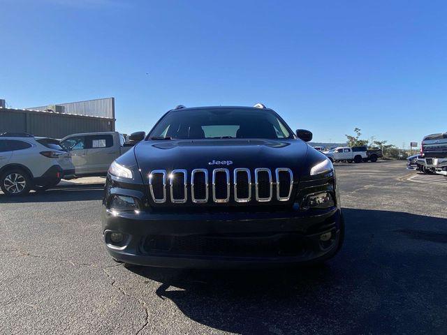 used 2018 Jeep Cherokee car, priced at $13,777
