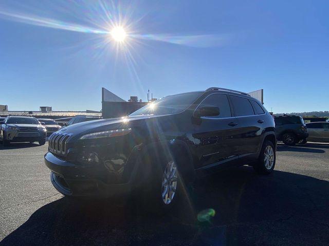 used 2018 Jeep Cherokee car, priced at $13,777