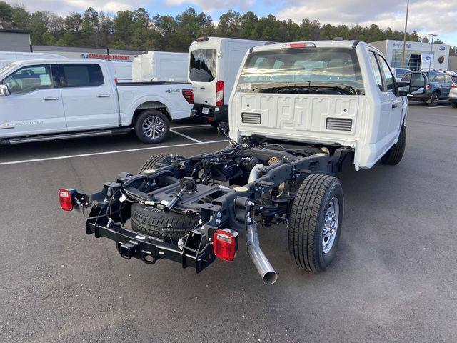 new 2024 Ford F-250 car, priced at $43,450