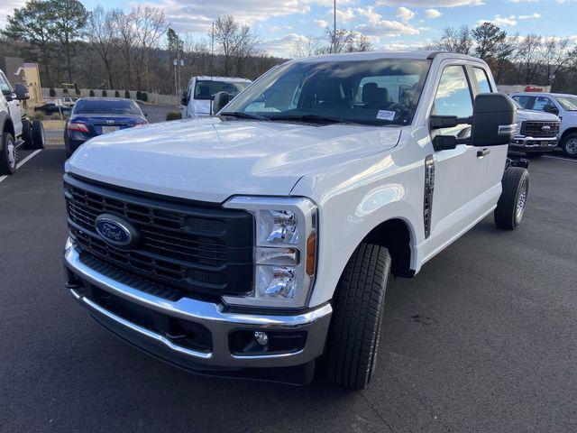 new 2024 Ford F-250 car, priced at $43,450