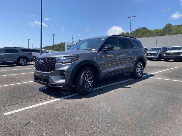 new 2025 Ford Explorer car, priced at $45,213