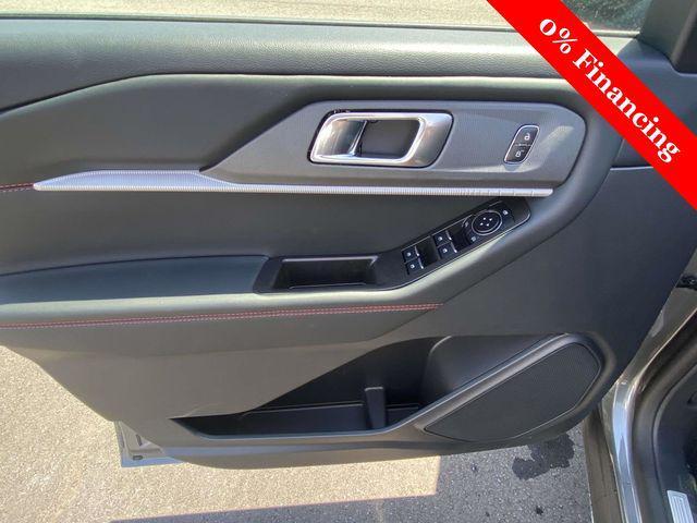 new 2025 Ford Explorer car, priced at $41,013