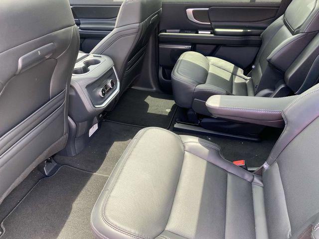 new 2025 Ford Expedition car, priced at $80,490