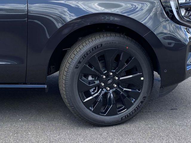 new 2025 Ford Expedition car, priced at $80,490