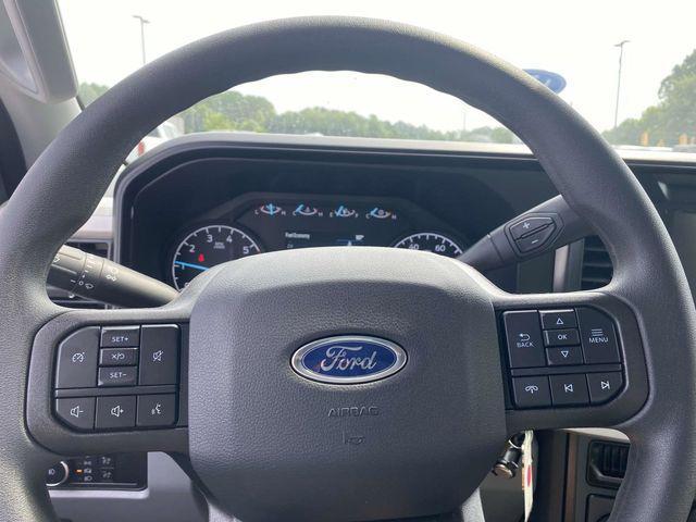 new 2025 Ford F-250 car, priced at $48,340
