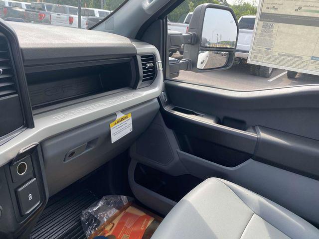 new 2025 Ford F-250 car, priced at $48,340