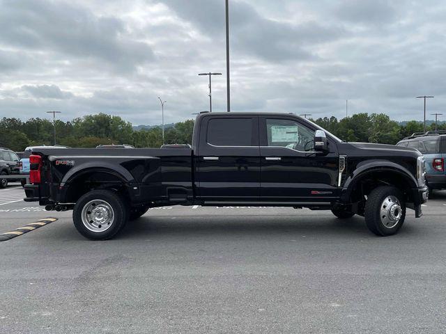 new 2025 Ford F-450 car, priced at $105,720
