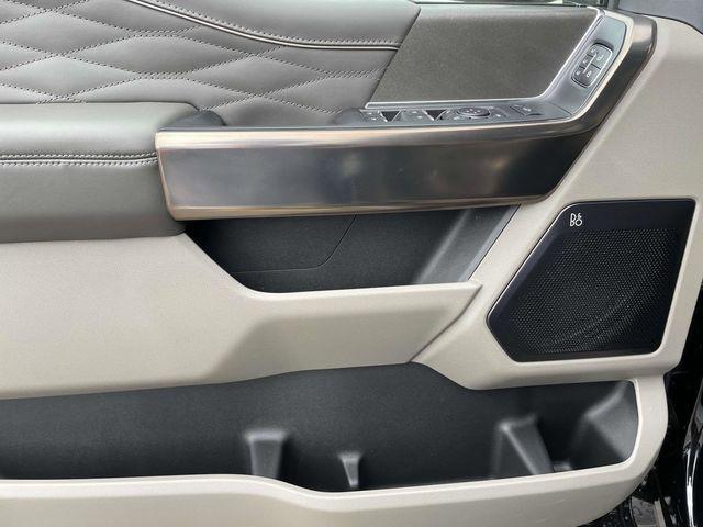 new 2025 Ford F-450 car, priced at $105,720