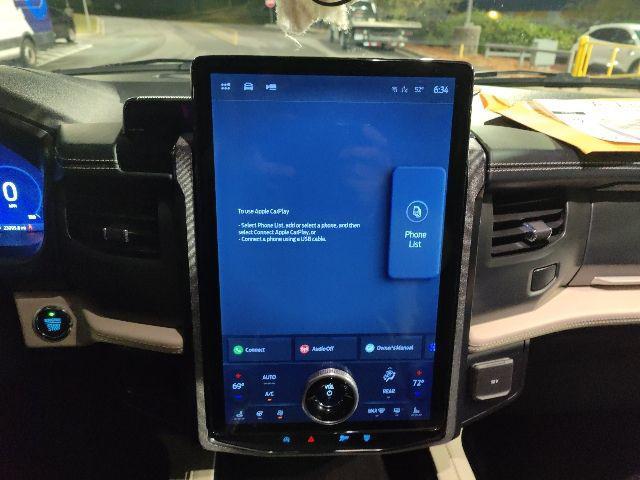 used 2024 Ford Expedition car, priced at $62,999