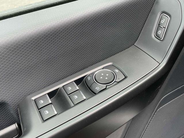 new 2025 Ford F-150 car, priced at $41,850