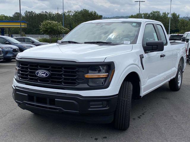 new 2025 Ford F-150 car, priced at $42,975