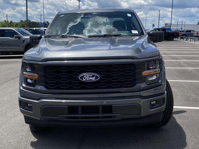 new 2025 Ford F-150 car, priced at $42,576