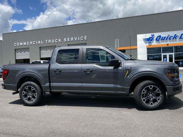 new 2025 Ford F-150 car, priced at $42,576