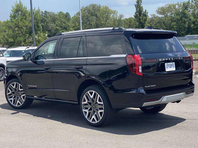 new 2025 Ford Expedition car, priced at $84,990