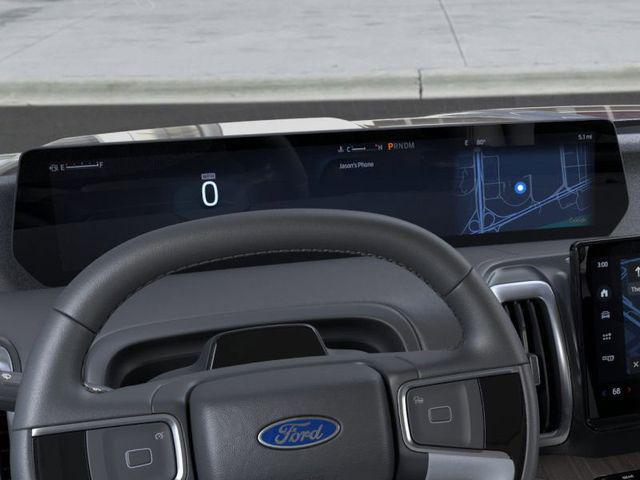 new 2025 Ford Expedition car, priced at $89,995
