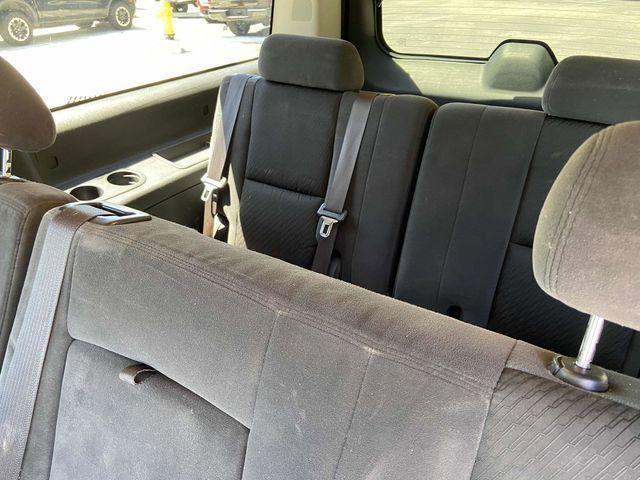 used 2009 Chevrolet Suburban car, priced at $6,999