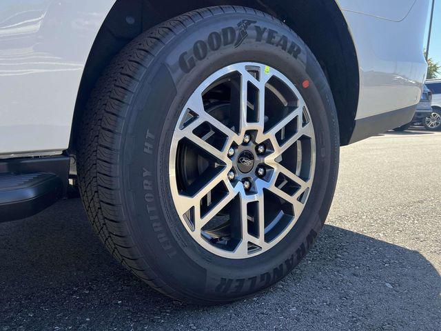 new 2025 Ford Expedition Max car, priced at $70,010