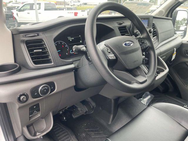 new 2025 Ford Transit-250 car