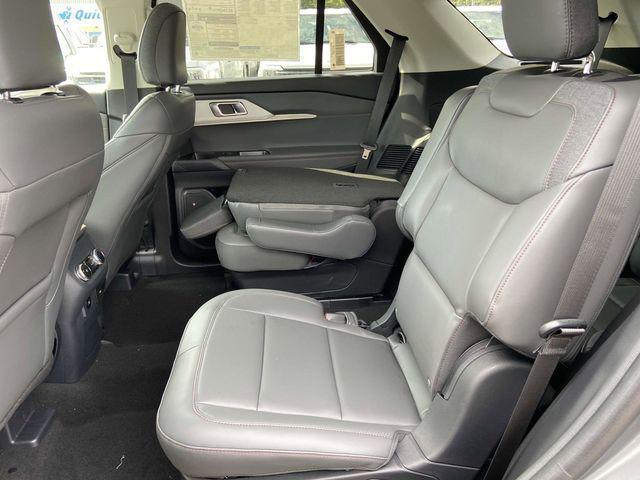 new 2025 Ford Explorer car, priced at $35,023