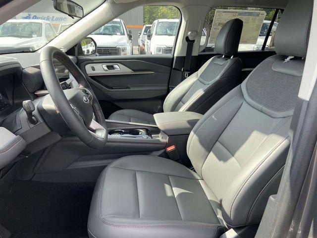 new 2025 Ford Explorer car, priced at $35,023