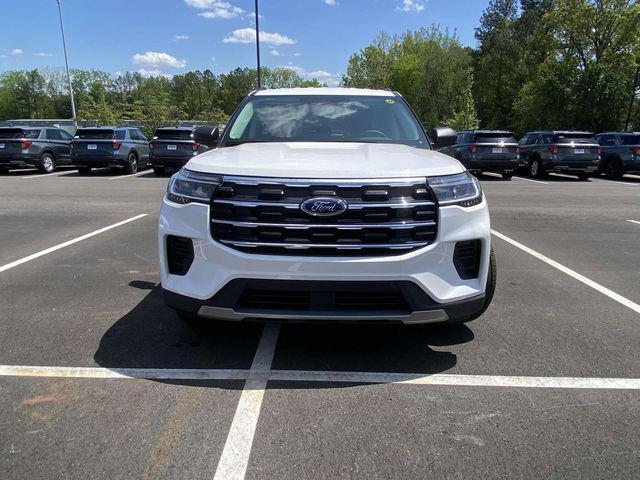 new 2025 Ford Explorer car, priced at $39,317