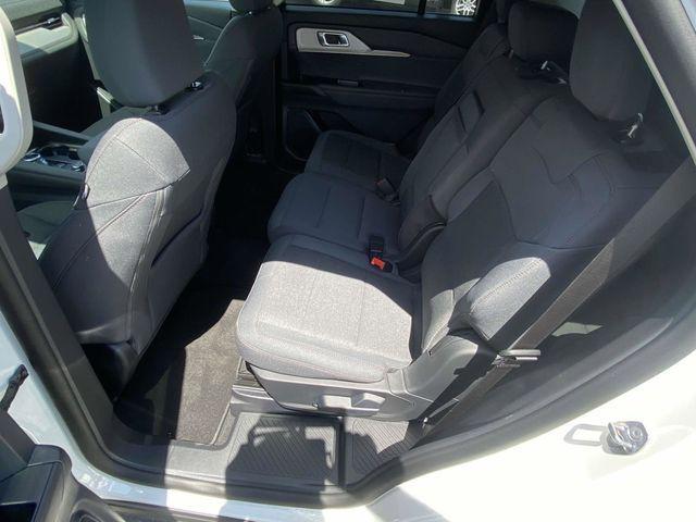 new 2025 Ford Explorer car, priced at $39,317