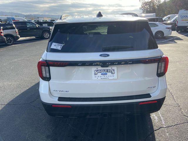 new 2025 Ford Explorer car, priced at $41,912